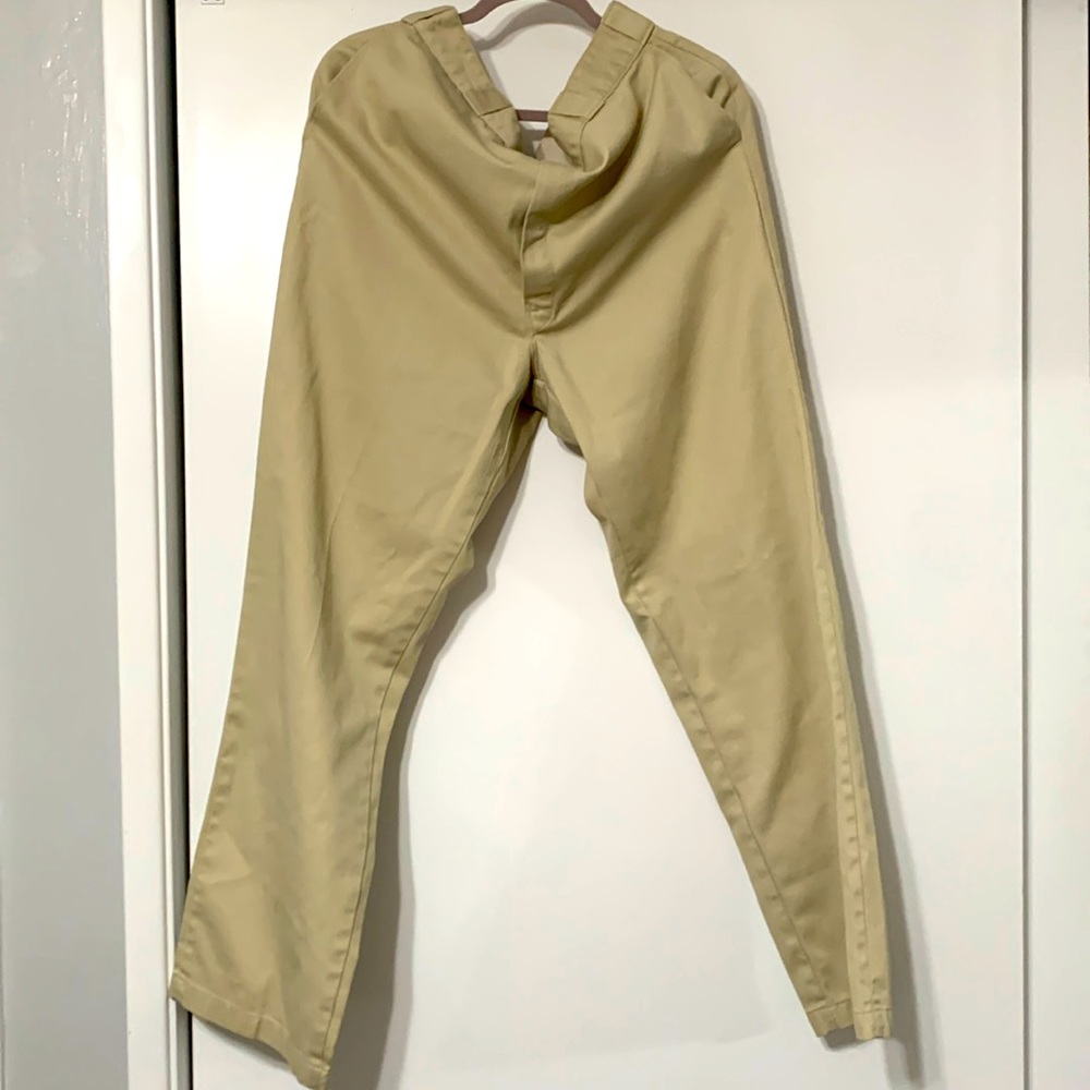 Dickies large beige trousers.